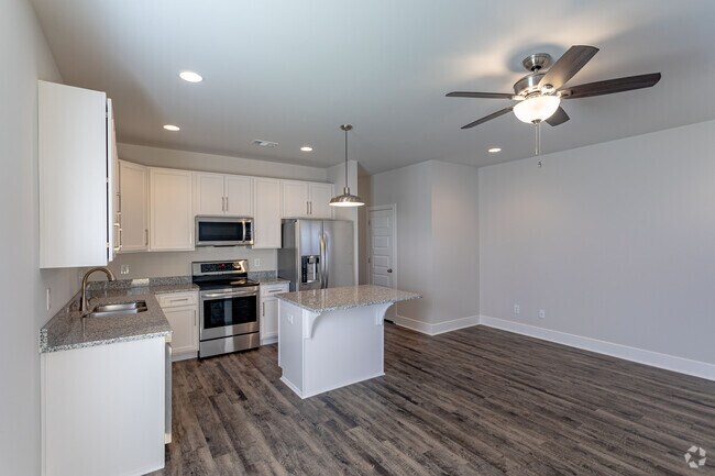 610 Hartsville Pike - 610 Hartsville Pike