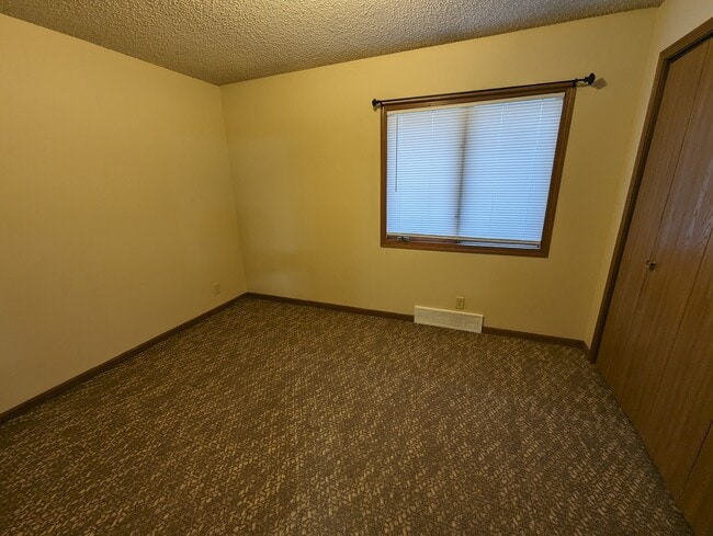 Photo - 4945 Walker Ave Unidad Apt4