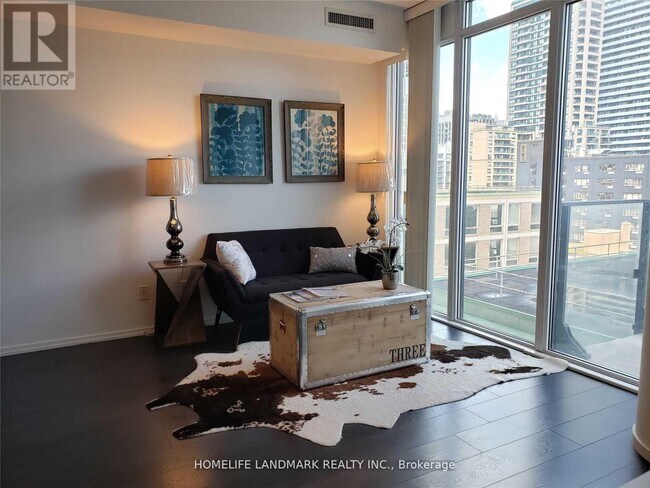 Photo - 75 St Nicholas St Unit 1009