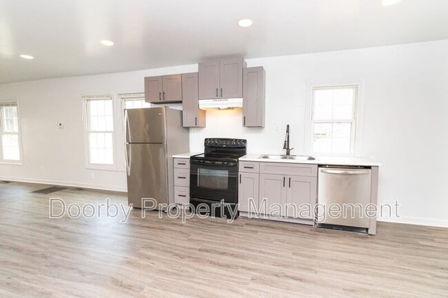 Photo - 1604 Wheeler Ave