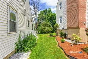 Photo - 98 Woodmere Rd