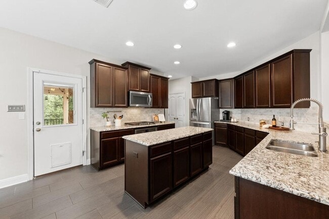Photo - Beautifully Designed Home offering Modern Comfort Ready for Lease!