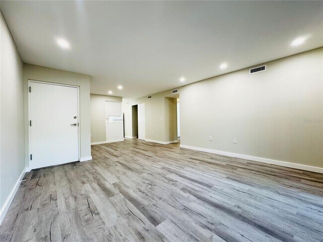 Photo - 2752 Hidden Lake Blvd Unidad A