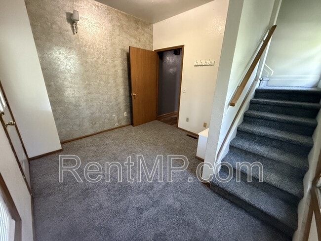 Photo - 810 S University Ave