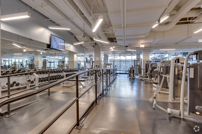 Gimnasio - Aqua at Lakeshore East