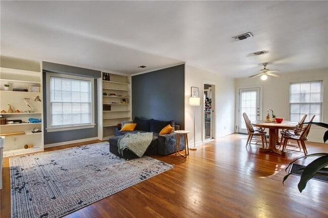 Photo - 2831 Pearl St