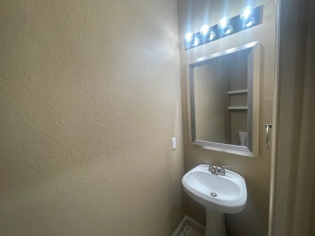 Photo - 18 N Sand Palm Rd