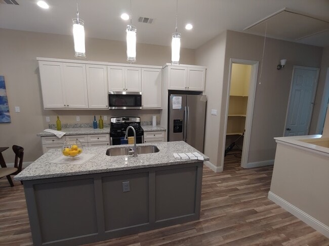 Photo - 4926 Weeping Willow Rd Unit E