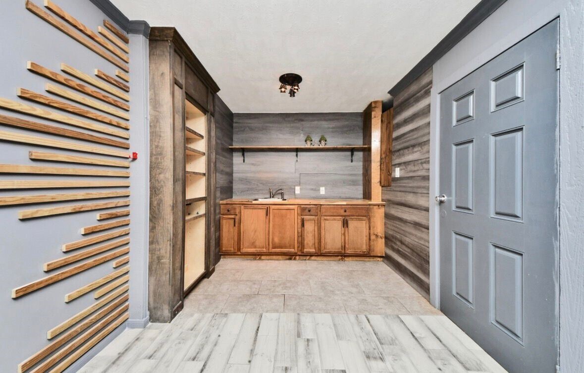 Photo - 5622 W Montgomery Rd