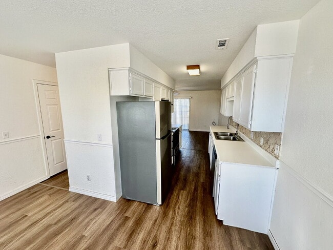 Photo - 1244 SW Elm Tree Rd Unit 3