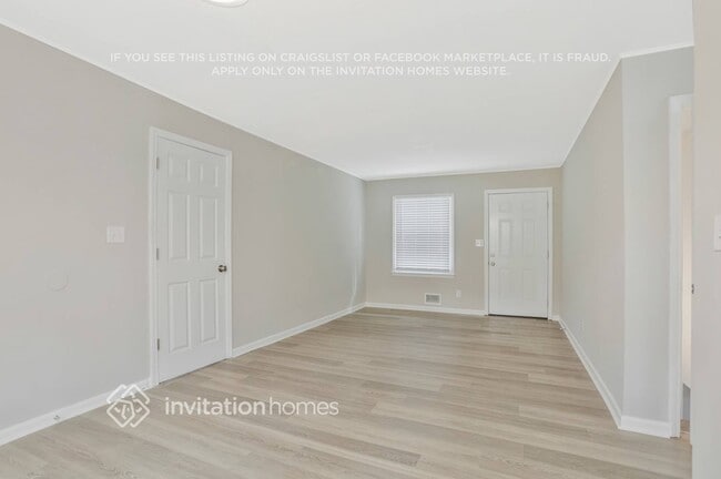 2155 Venesa Cir