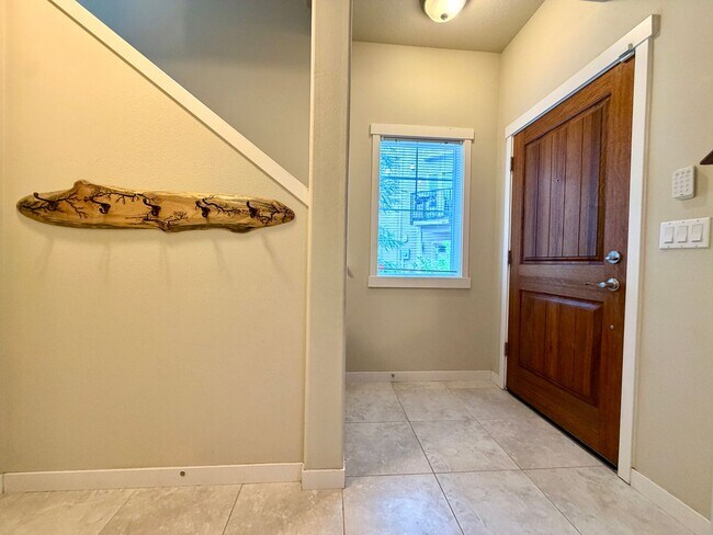 Photo - 28521 SW Orleans Ave
