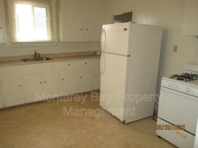 Photo - 391 Prescott Ave