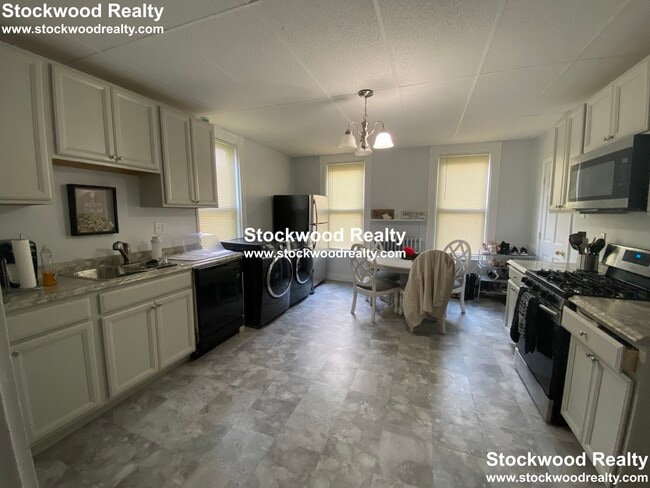 Photo - 14 Washburn St Unit 3