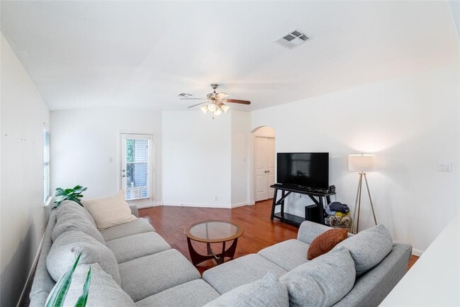 Photo - 1310 Sunny Meadows Loop