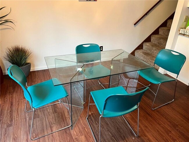 Photo - 1219 Pecks Woods Dr