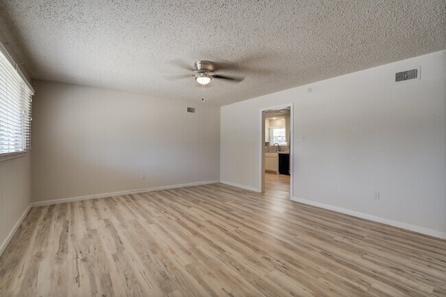 Photo - 1st Month's Free! Spacious 4 Bed 2 bath in Central Lubbock!