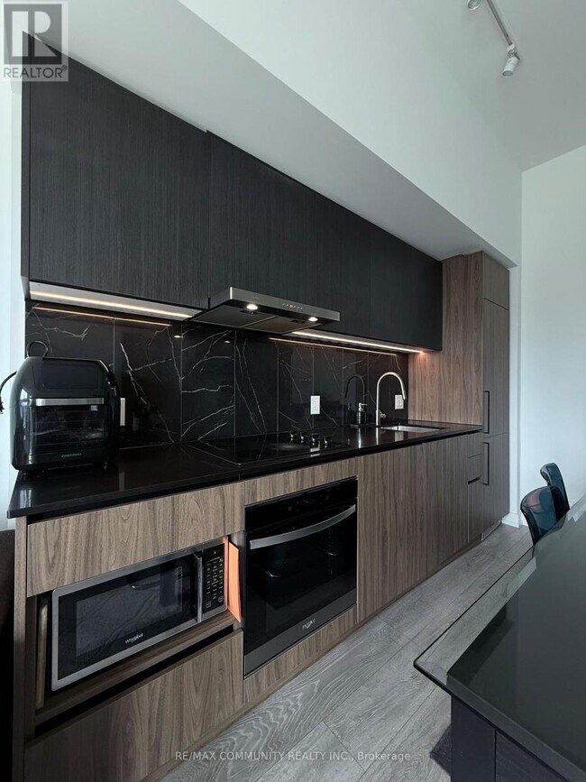 Photo - 1100 Sheppard Ave W Unité 122