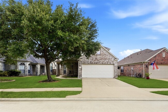 Photo - 18427 Grove Brook Ln