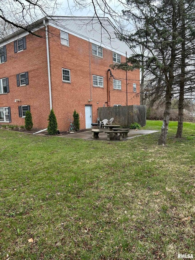 Photo - 228 E Oak Cliff Ct Unit A2