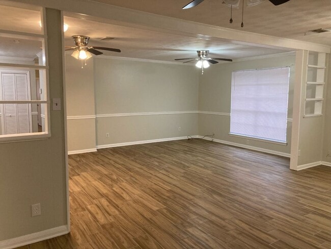 Photo - Single Family 3 bed 2 bath Home for Rent