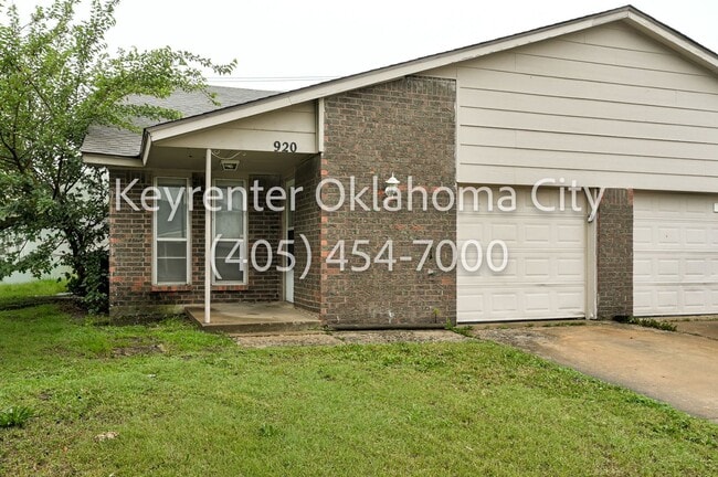 Photo - 920 SW 97th St Unit 920