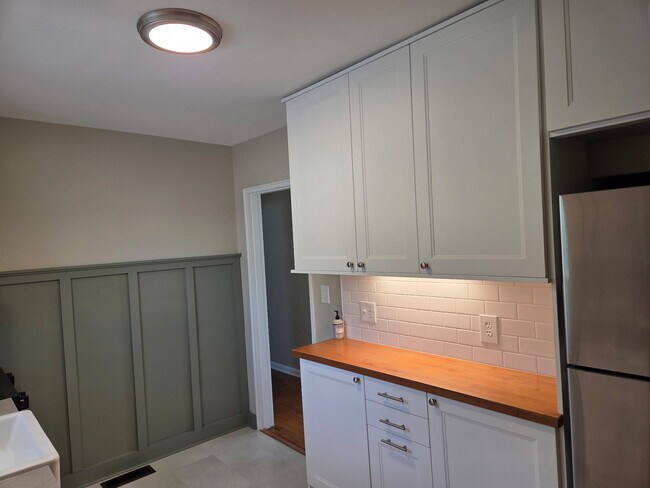 Photo - 324 Wakefield Dr