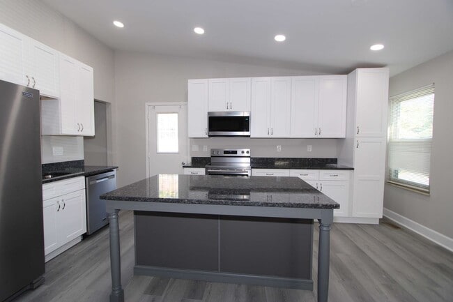 Photo - Stunning Remodeled 4 Bed 2 Bath Home