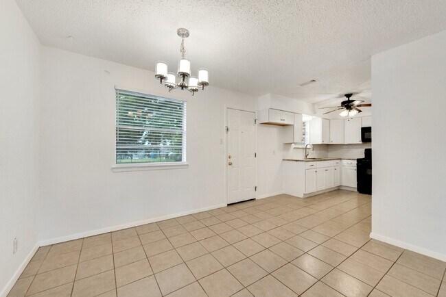Photo - Completely renovated charming 3-Bed, 2-Bat...