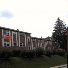 Ravenswood Apartments