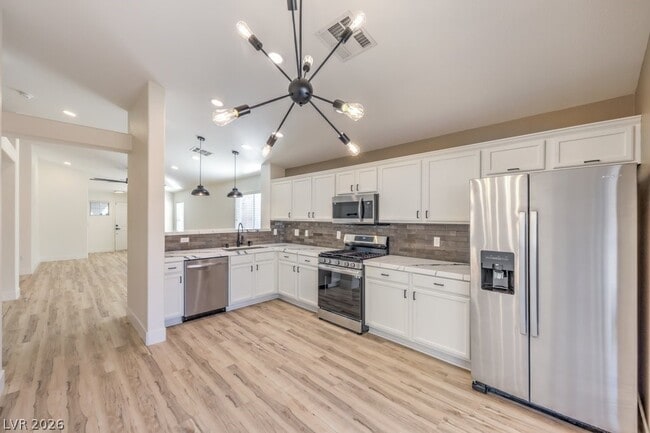 Photo - 3227 Velvet Rose St