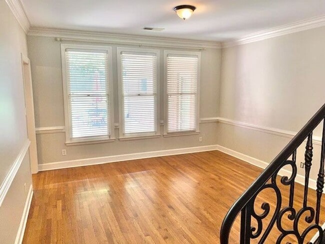 Photo - Beautiful 5BR 4.5 bath + bonus room family home in Collierville! Collierville schools