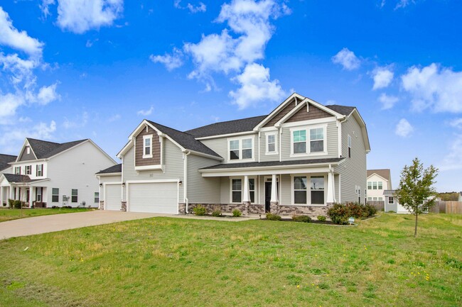 Photo - 105 Salmon Ln