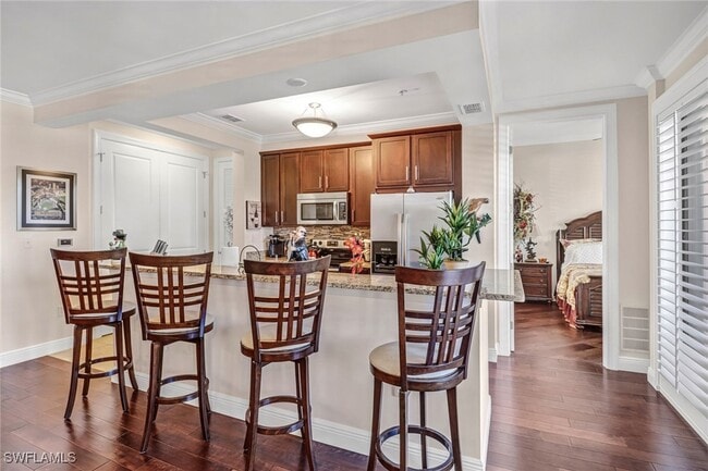 Photo - 23161 Fashion Dr Unit 7109