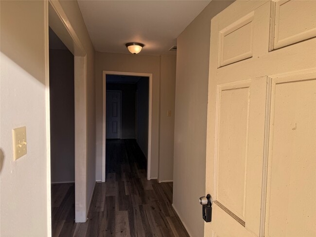 Photo - 11735 N Willowdale Cir