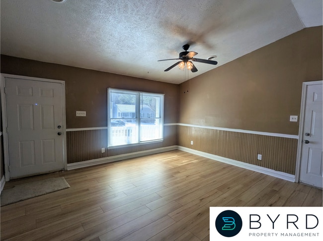 Photo - 824 Marbleridge Rd