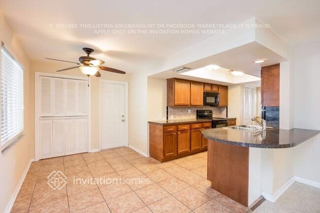 Photo - 1577 Manchester Blvd Casa