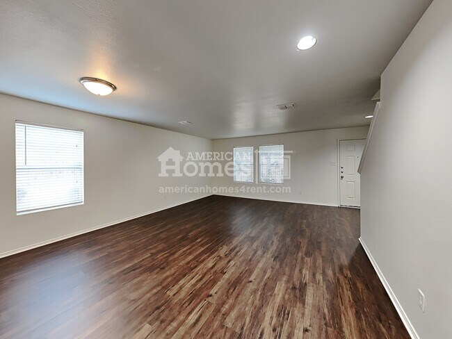 Photo - 1108 Beaverwood Ln