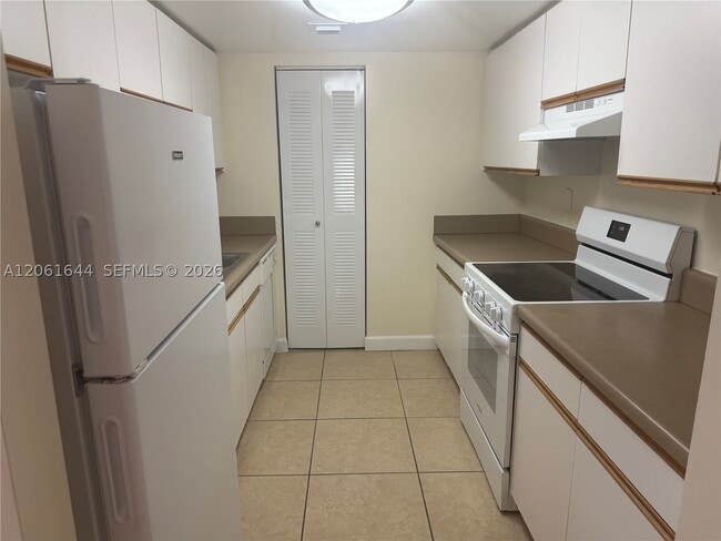 Photo - 915 NW 1st St Unit LP0204
