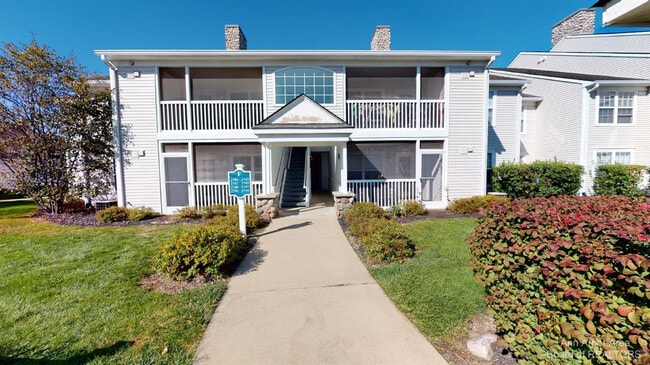 Building Photo - 2785 S Knightsbridge Cir