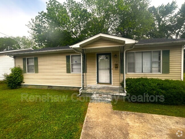 Building Photo - 109 McLin St Rental
