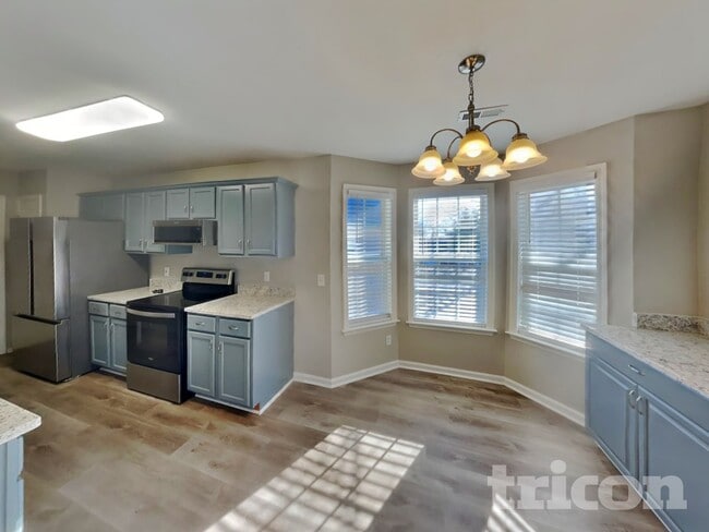 Photo - 123 Homestead Pl