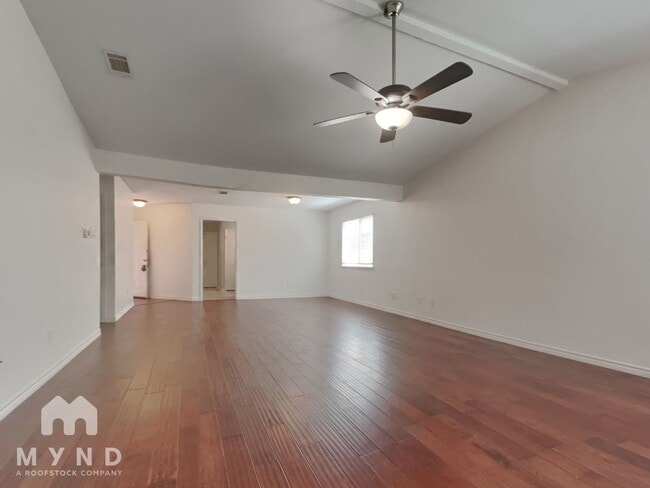 Photo - 9716 Meadowheath Dr