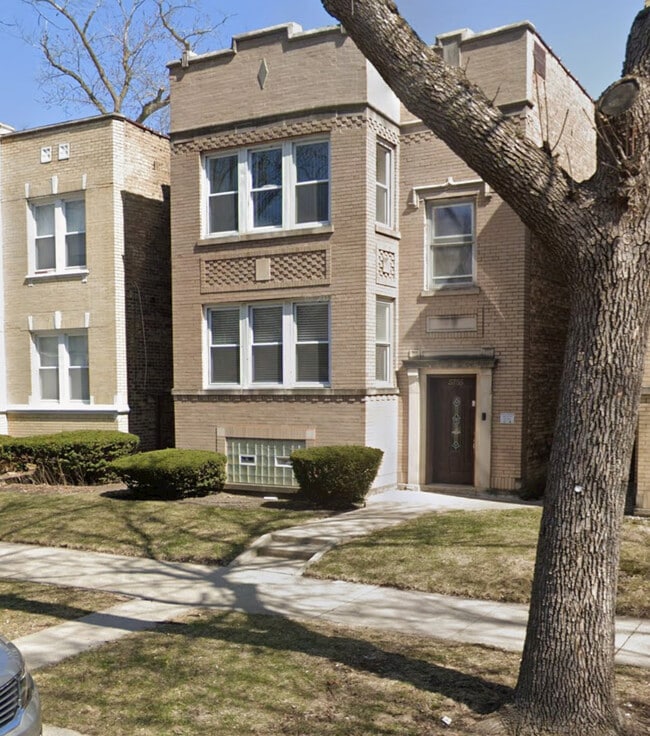 Building Photo - 5755 N Christiana Ave