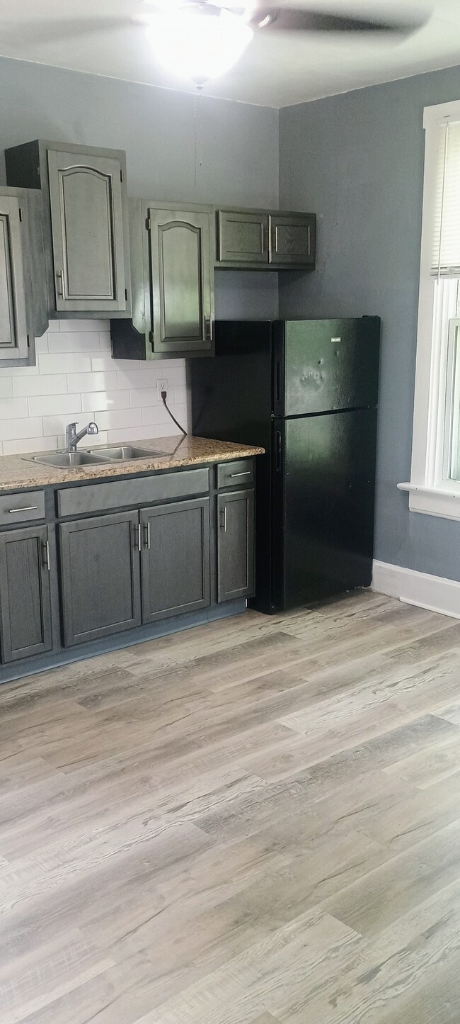 Photo - 232 Center St Unit 232 center st apt#3
