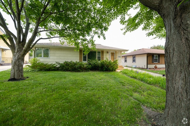 Building Photo - 4721 Chatham Rd Rental
