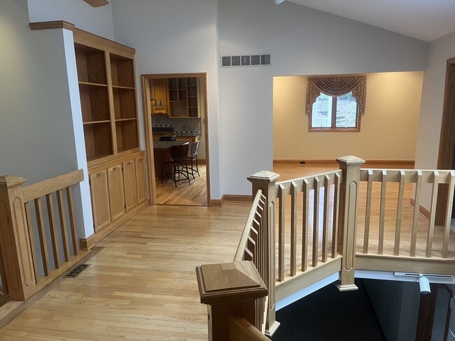 Photo - 180 Eleanor Dr