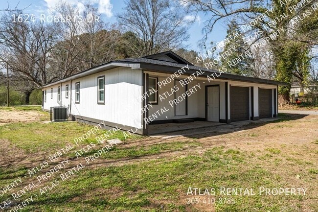 Photo - 1624 Roberts Dr