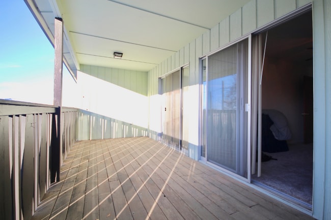 Photo - 705 S 16th Ave