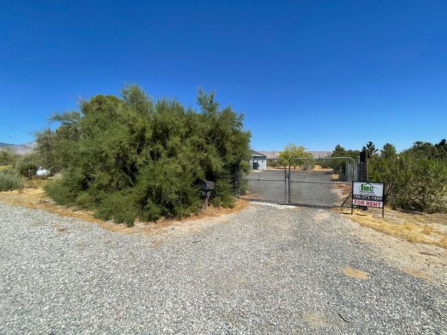 Photo - 601 California City Blvd